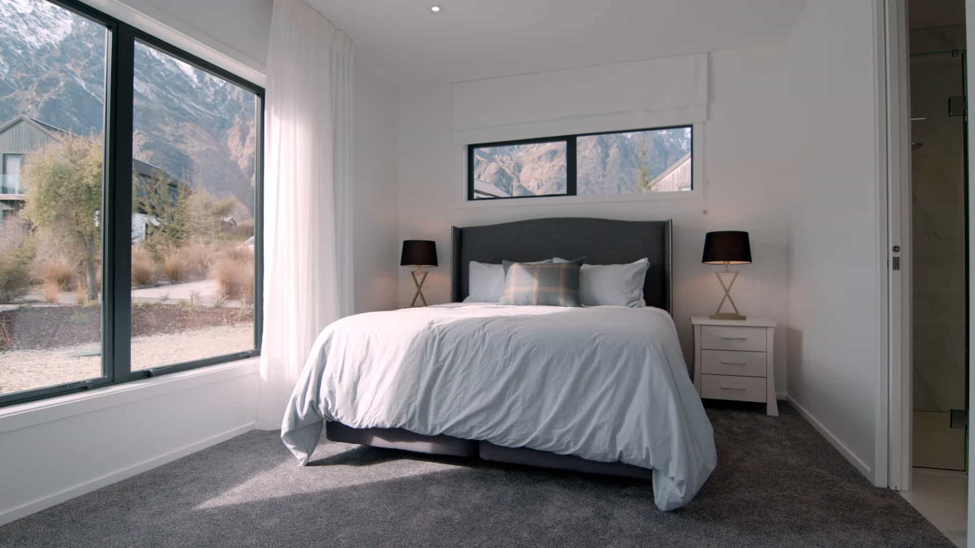 Jack's Point Show Master Bedroom, Queenstown